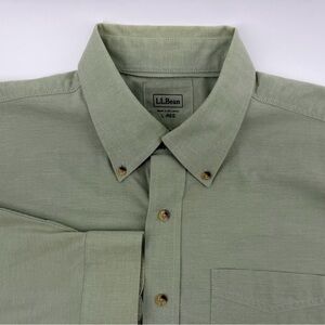 L.L. Bean Men's Sage Green Casual Button-Down  L reg Shirt